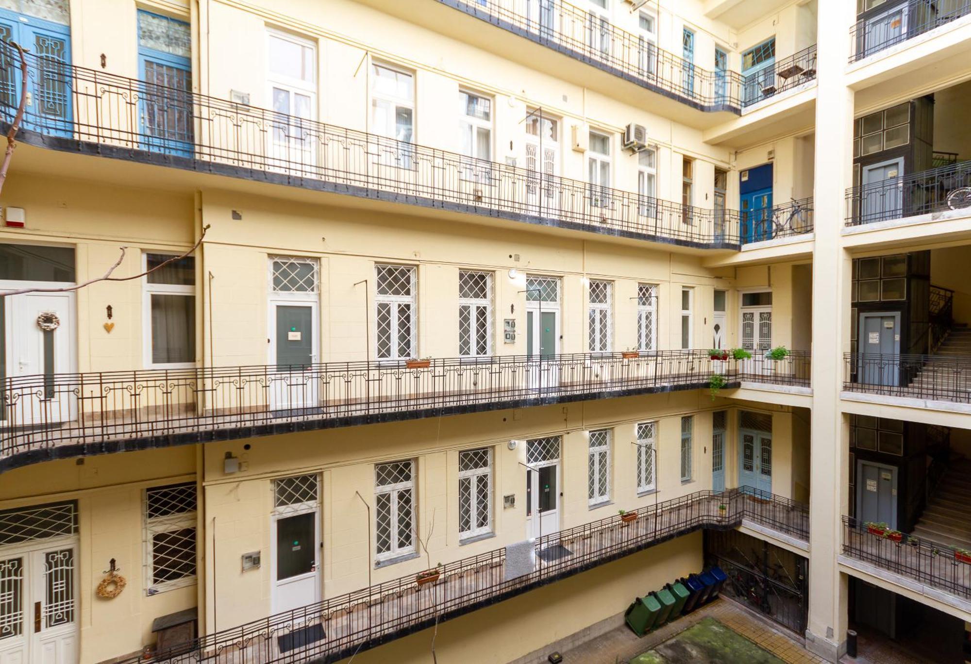 Stylish Suite Westend Budapest Exterior photo